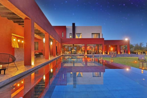 7 bedrooms villa with shared pool jacuzzi and enclosed garden at Marrakech